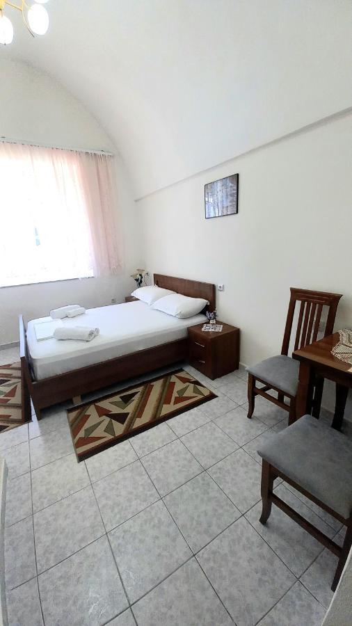Guesthouse Celo Гирокастра Экстерьер фото