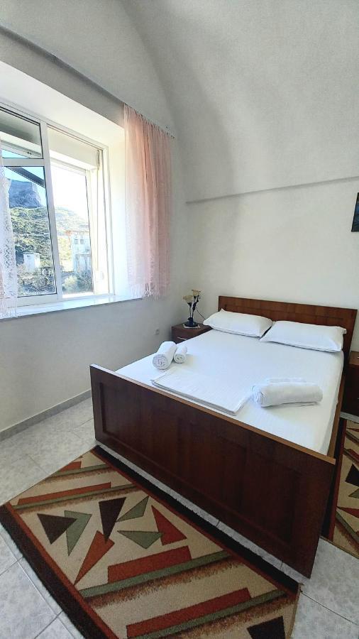 Guesthouse Celo Гирокастра Экстерьер фото